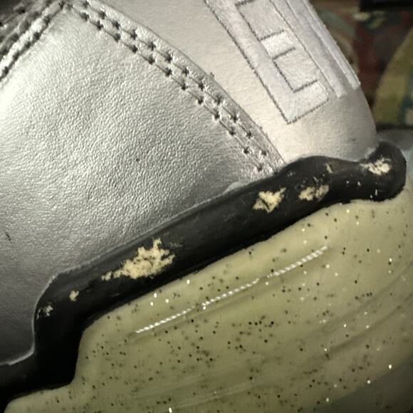 Patrick Ewing 33 Hi High Top Silver Basketball Shoes 1EW90148-057 Men’s size 8 - Picture 7 of 15